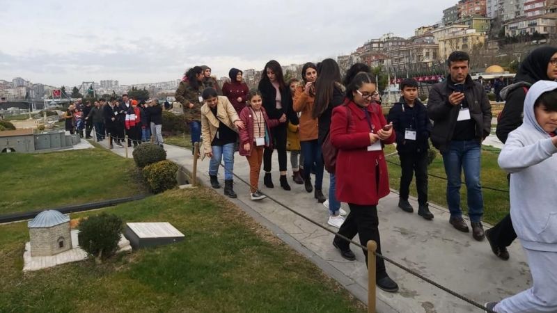 Engelsiz-Yaşam-Merkezi-öğrencileri-İstanbulda.jpg