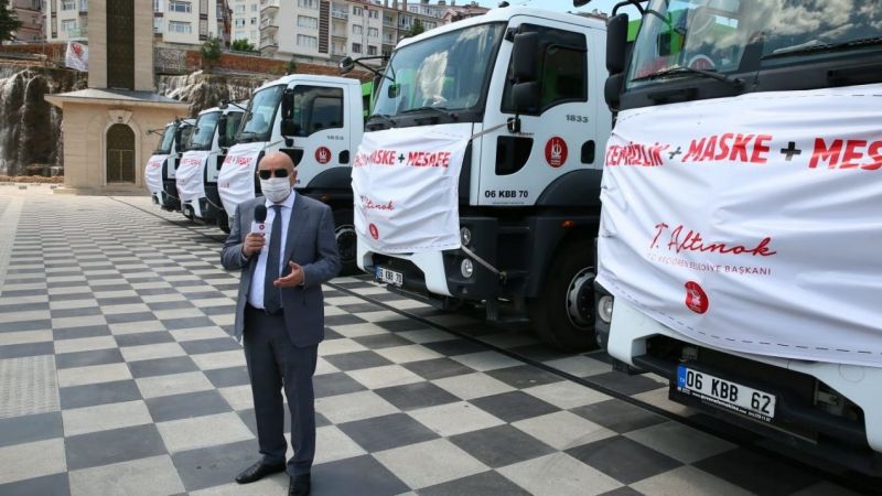 Keçiören-de-çöp-kamyonlarına-maske-takıldı-Ankara.jpeg