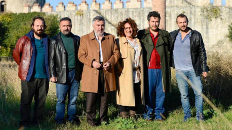 Cinayet Süsü Filmi Nerede Çekildi? Uğur Yücel ve Binnur Kaya Filmi Cinayet Süsü Ne Zaman, Hangi Tarihte Çekildi? Cinayet Süsü Filminin Konusu Nedir, Oyuncuları Kimlerdir? 2