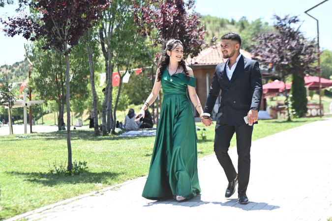 Ankara’nın En Gözde Mekanı Oldu! Üreğil Millet Bahçesi Tatilde Doldu Taştı... Piknik, Yürüyüş, Çocuk Parkları! 8