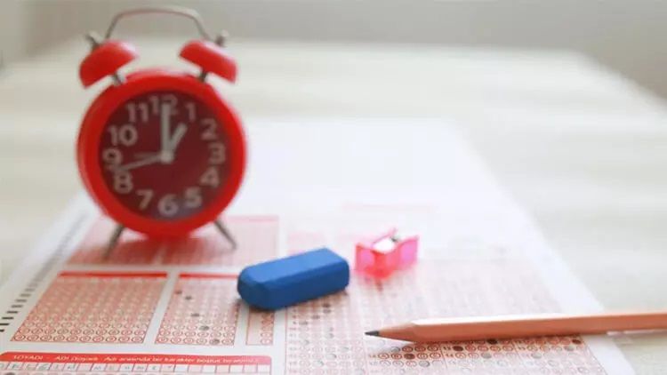 AÖF yaz okulu kayıt tarihleri açıklandı mı? AÖF yaz okulunda sınavlar yüz yüze mi? AÖF kayıt ücreti ne kadar? 3