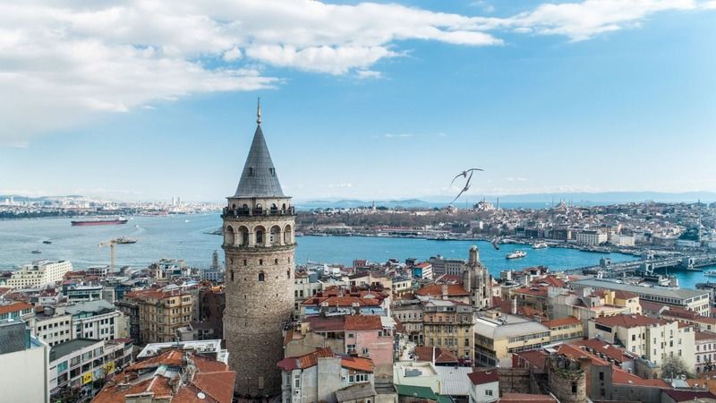 Galata Kulesi Neden Yapıldı? İşte Galata Kulesi'nin Gizemli Hikayesi... 1