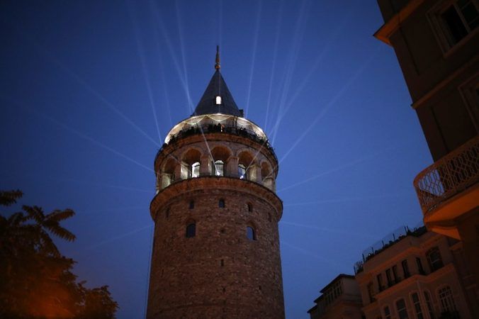 Galata Kulesi Neden Yapıldı? İşte Galata Kulesi'nin Gizemli Hikayesi... 8