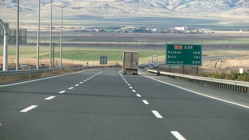 Ankara İstanbul Arası Kaç Km? Uçakla, Otobüsle ve Arabayla Ankara İstanbul Arası Kaç Saat? 1