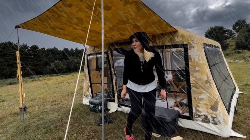 Kamp Videolarıyla Tanınan Atik Ailesi Kimdir, Ne İş Yapıyorlar? Özgür Atik, Burcu Atik, Nehir Atik Kimdir, Kaç Yaşında? 3