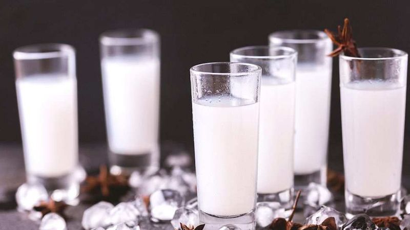Sahte Rakı Nasıl Anlaşılır? İçkinin Orijinal Olduğu Nasıl Anlaşılır? Etil Ve Metil Alkol Nasıl Ayırt Edilir? 3