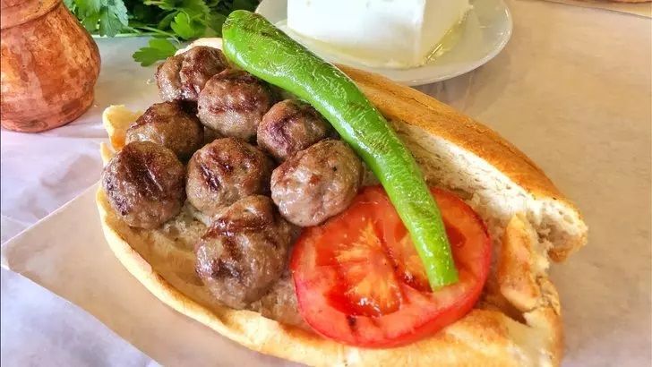 Ankara’nın en iyi köftecileri… Köfte Nerede Yenir! Üstünel Köftecisi, Şençam Köftecisi, Bursa İnegöl Kapısında Sıra Var! 3