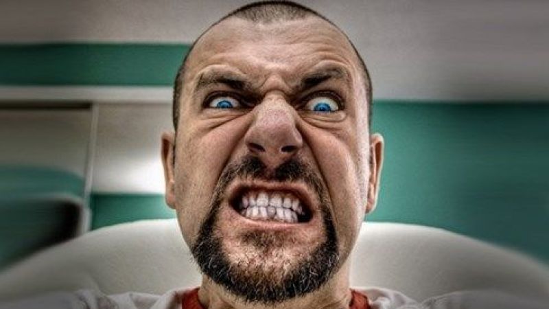 Küfür Etmek Günah Mı? İnsan Neden Küfür Eder? Küfür Etmenin Psikolojik Nedenleri Nelerdir? 2