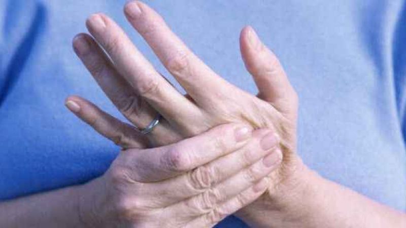 El Titremesi İçin Hangi Doktora Gidilir? El titremesi için hangi bölüme gidilir? Bacak titremesi için hangi doktora Gidilir? 4