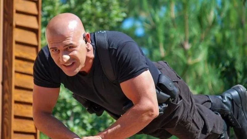 Kurtlar Vadisi'nin Ştandart Kazım'ı Son Haliyle Şok Etti! “Memati Bile Bir Hiç!” Pılısını Pırtısını Toplayıp Buralardan Gitmişti! Kazım Çarman Kimdir, Kaç Yaşında! 4