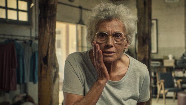 Cici Filminin Konusu Nedir? Cici Filmi Nerede, Ne Zaman Yayınlanacak? Cici Filmi Uyarlama mı? 1