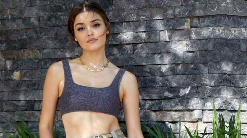 Hande Erçel Sır Gibi Saklamıştı, Büyük Bomba Patladı! Nasıl Bir Deri Bir Kemik Kaldığı Ortaya Çıktı! Sadec Birkaç Haftada… Hande Erçel Kaç Kilo? 1