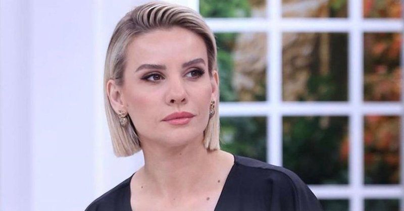 Esra Erol’un Bu Yıl ATV’den Alacağı Para Dudak Uçuklatıyor! Sezon Başlamadan Ücreti Belirtti; Ne 600 Bin, Ne 800 Bin… “Yok Artık Esra Sende!” 2