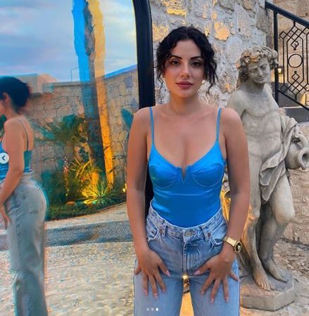 Kısmetse Olur Nur Erkoç Artık Tanınmaz Bir Halde! Dekolteli Pozları Yürekleri Hop Hop Hoplattı; “Şarap Gibi Kadınsın Be!” Değişimi Şok Etti… 6
