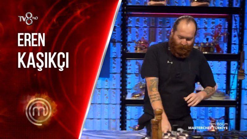 MasterChef'te Eren Kaşıkçı'nın Sakalsız Halini Görenler Gözlerine İnanamadı! Eren Kaşıkçı Kimdir, Kaç Yaşında, Asıl Mesleği Nedir? 2