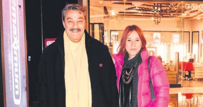 Kadir İnanır ve Jülide Kural Evli Mi, Sevgili Mi? Jülide Kural Kimdir, Ne İş Yapıyor? 2