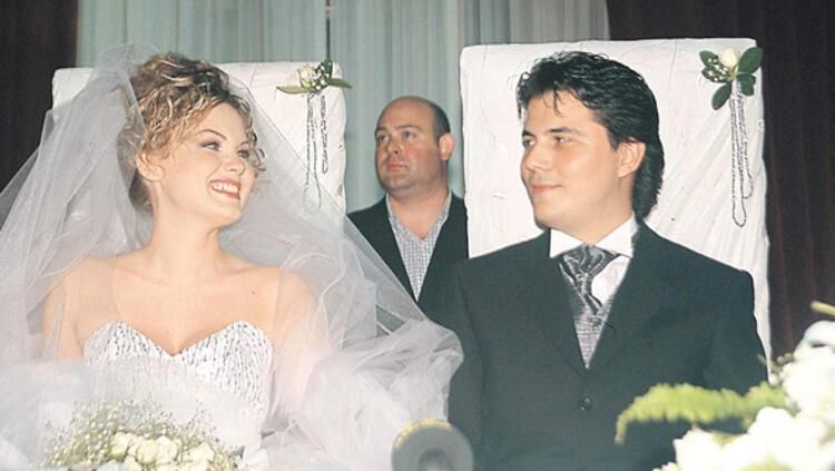 Suat Suna ve Melike Öcalan Neden Ayrıldı? Melike Öcalan Kimdir, Nasıl Ünlü Oldu? Melike Öcalan Kaç Yaşında, Şimdi Ne Yapıyor? 1