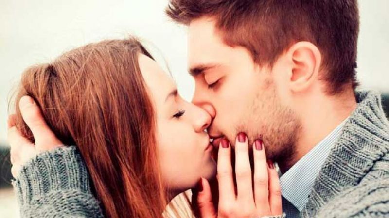 Rüyada Dudaktan Öpüşmek Ne Anlama Gelir? Rüyada Tanımadığın Birini Öpmek Ne Anlama Gelir? Rüyada Bir Erkeğin Seni Öpmesi Ne Demek? 1