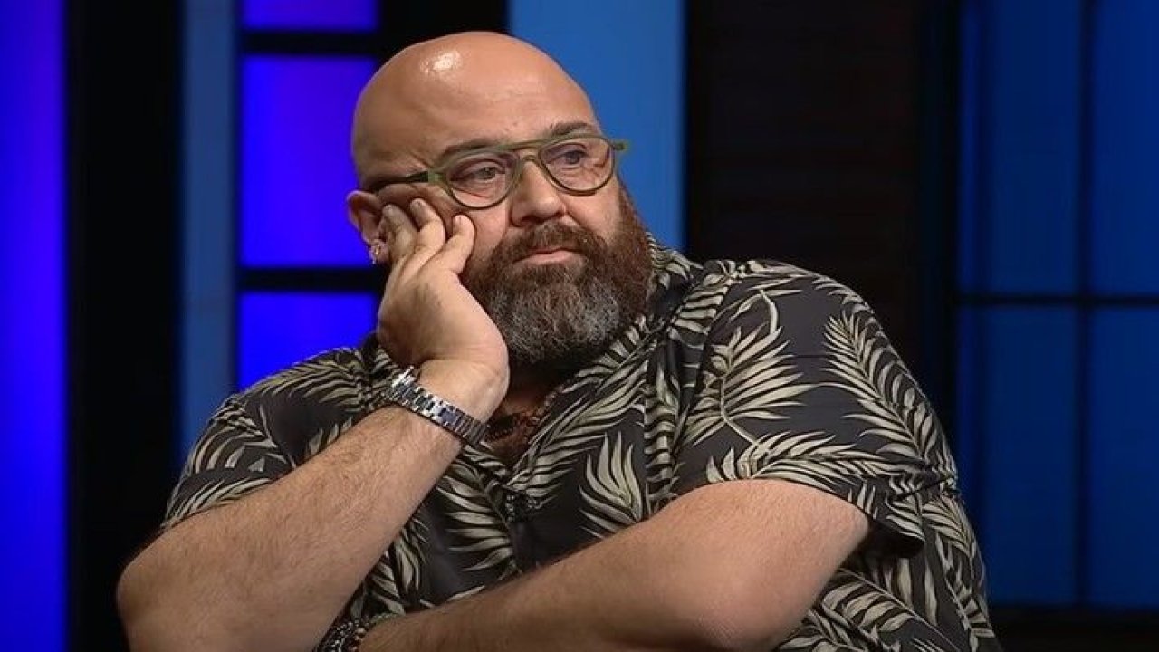 Masterchef Jürisi Somer Şefin Sakalsız Halini Görenler Şaştı Kaldı! “Sakalı Kim Bulduysa Allah Ondan Razı Olsun!” “Somer Şef Olamaz!” Tek Bir Kare…