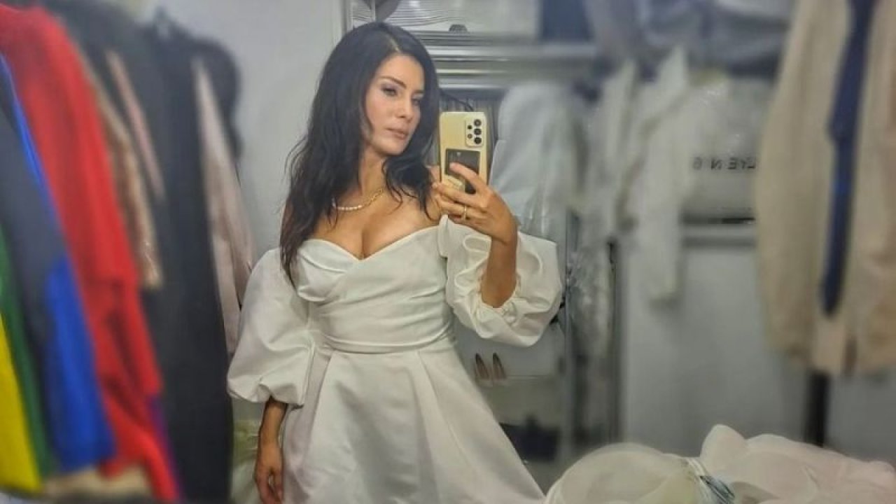 Yasak Elma Dizisinin Hilal’i Ece Özdikici Kimdir? Ece Özdikici Kaç Yaşındadır, Nerelidir? Ece Özdikici Ortalığı Ayağa Kaldırdı!