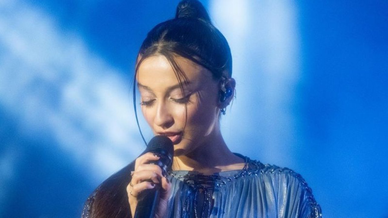 Melike Şahin Evli Çıktı; Ortalık Yıkıldı! Aralarındaki Yaş Farkı Olay Yaratmıştı, Eşine Hitabı Şoktan Şoka Şoktu! Meğer Melike Şahin…