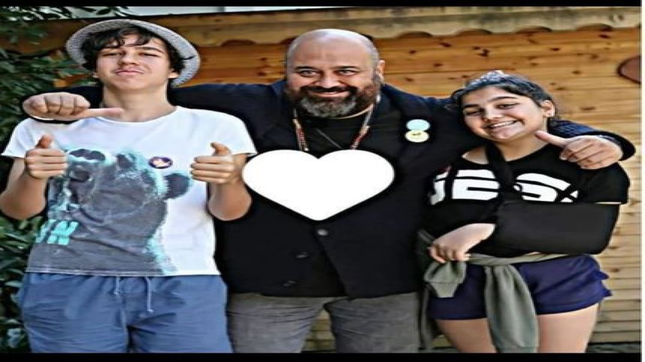 Masterchef Somer Şef’in Oğlunu Görenler Şaştı Kaldı! Hem Yakışıklı, Hem Oyuncu! Genç Kızlara Kalp Krizi Geçirtti! “Sanat Eseri Gibi Çocuk”