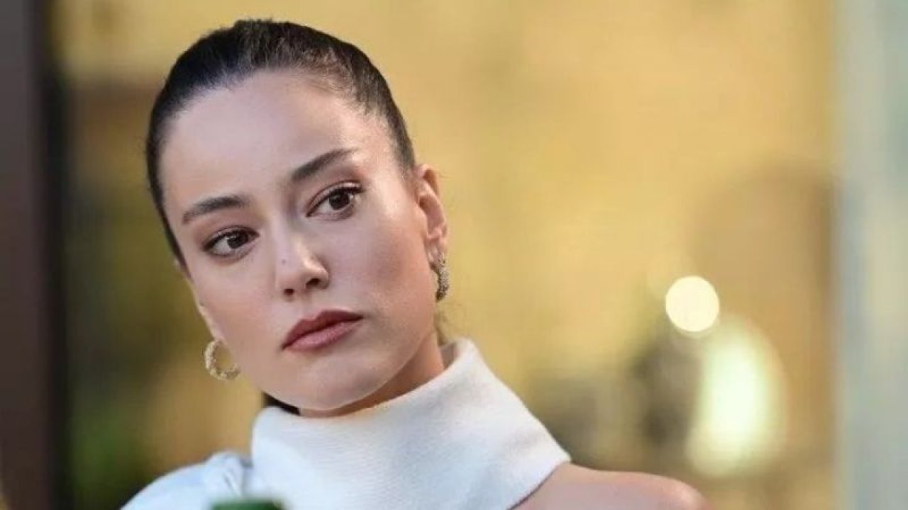 Pelin Akil’in Eski Sevgilisi Anıl Altan’ı Çıldırtacak! Kuruluş Osman’ın Gözde Oyuncusu Çıkınca Sosyal Medya Zangır Zangır Sallandı! “Yok Artık!”