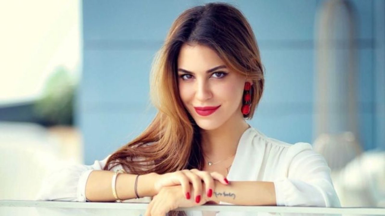 Yağmur Ünal ve Sevgilisi İzi Hekimoğlu Arasındaki Yaş Farkı Resmen Uçurum! “Aranızda Çağ Farkı Var!” Ne 10 Yaş Var Ne 16! Tam Tamına…