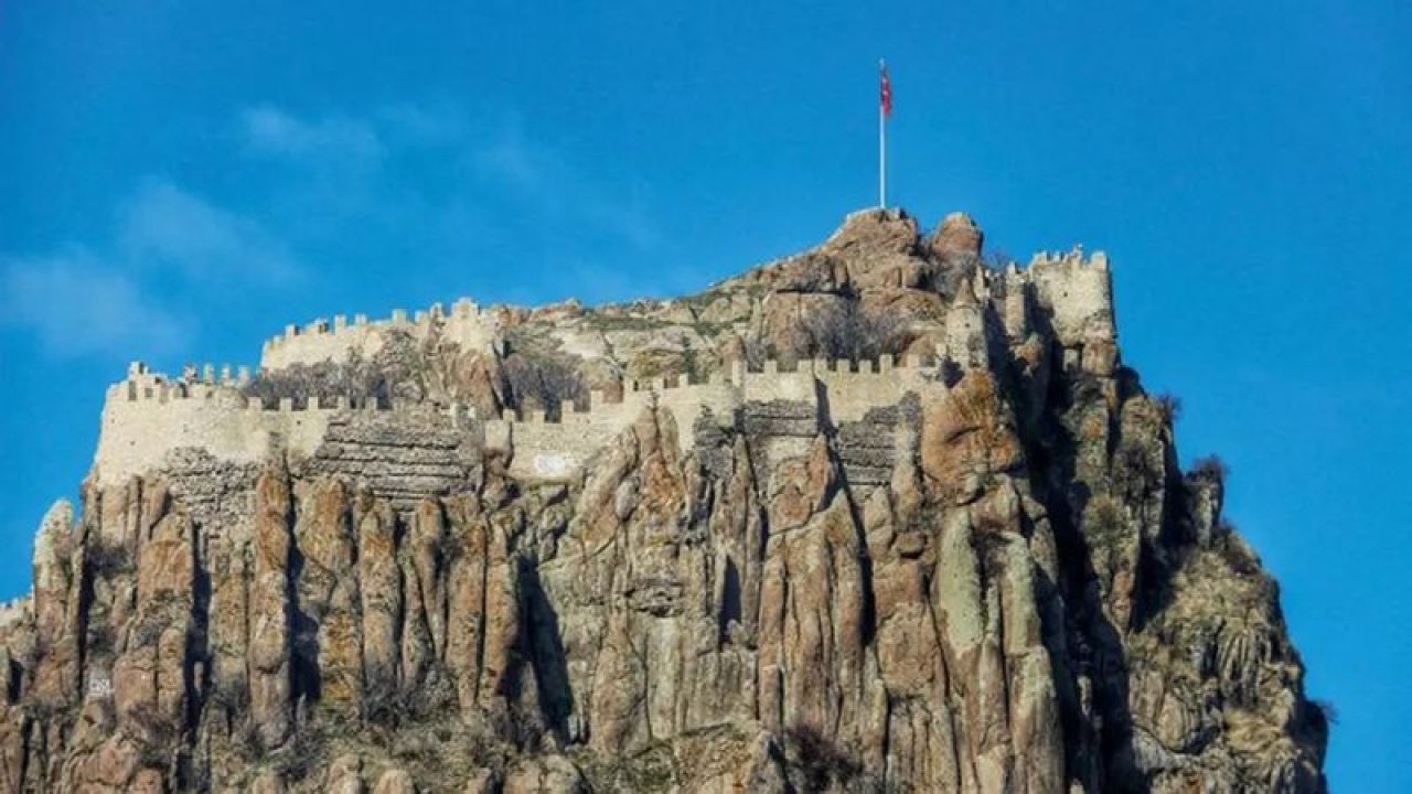 Afyon ile Ankara Arası Kaç Kilometre? Afyon'dan Ankara'ya Uçak, Otobüs, Tren ve Araba ile Gitmek Ne Kadar Sürer?
