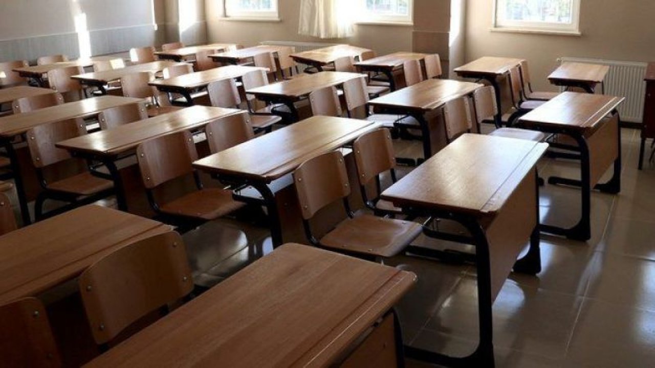 Okullarda eğitim süresi değişebilir: 4 gün mü olacak! MEB’den açıklama.... “Okul günleri kaç gün olacak?”