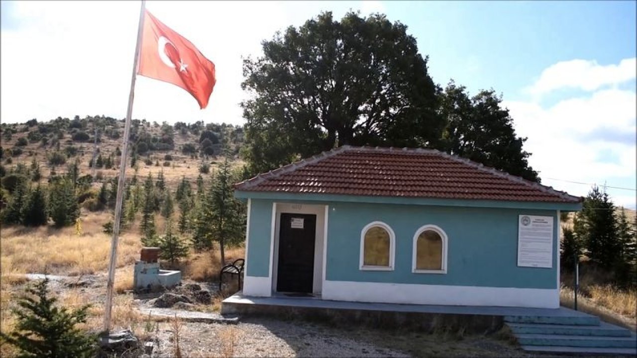Anadolu'ya Adını Veren Kırmızı Ebe Türbesinin Hikayesini Okuyunca Çok Şaşıracaksınız! Ankara’da Kırmızı Ebe Türbesi Nerede, Nasıl Gidilir?