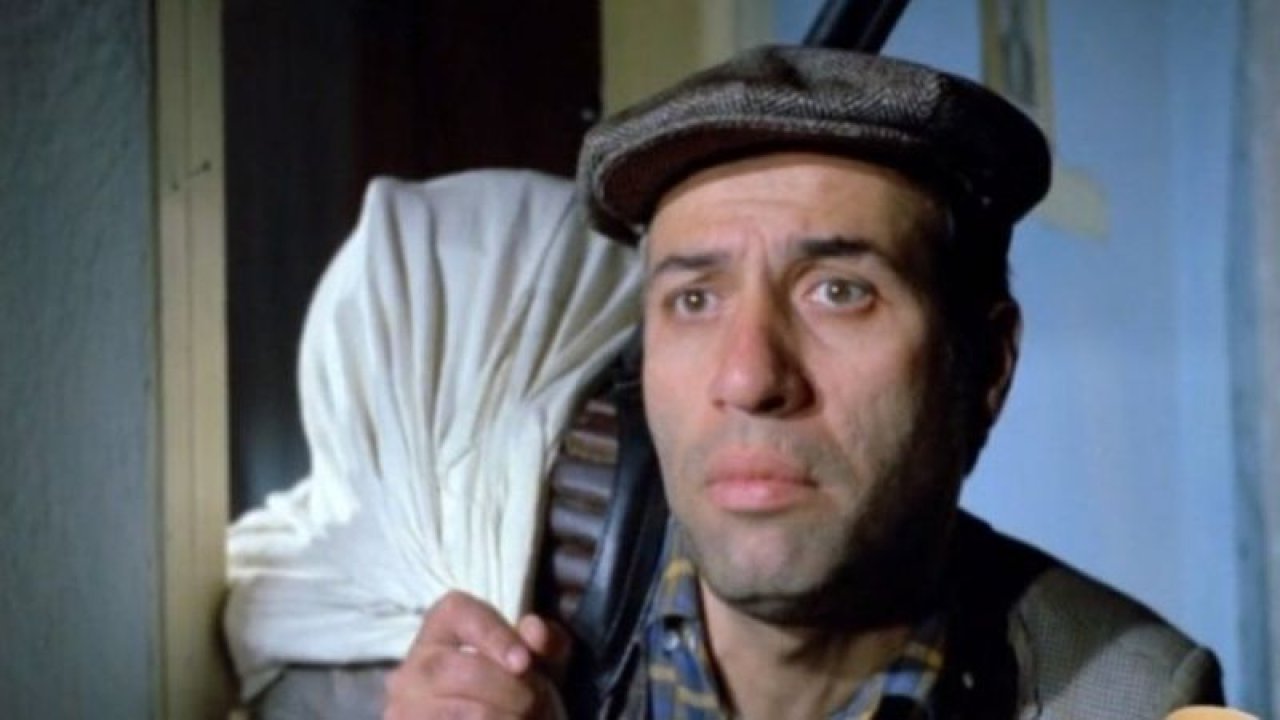 Kemal Sunal Tokatçı Filmi Nerede Çekildi? Tokatçı Filmi Hangi Yıl Çekildi? Tokatçı Filmi Konusu Nedir, Oyuncuları Kimlerdir?