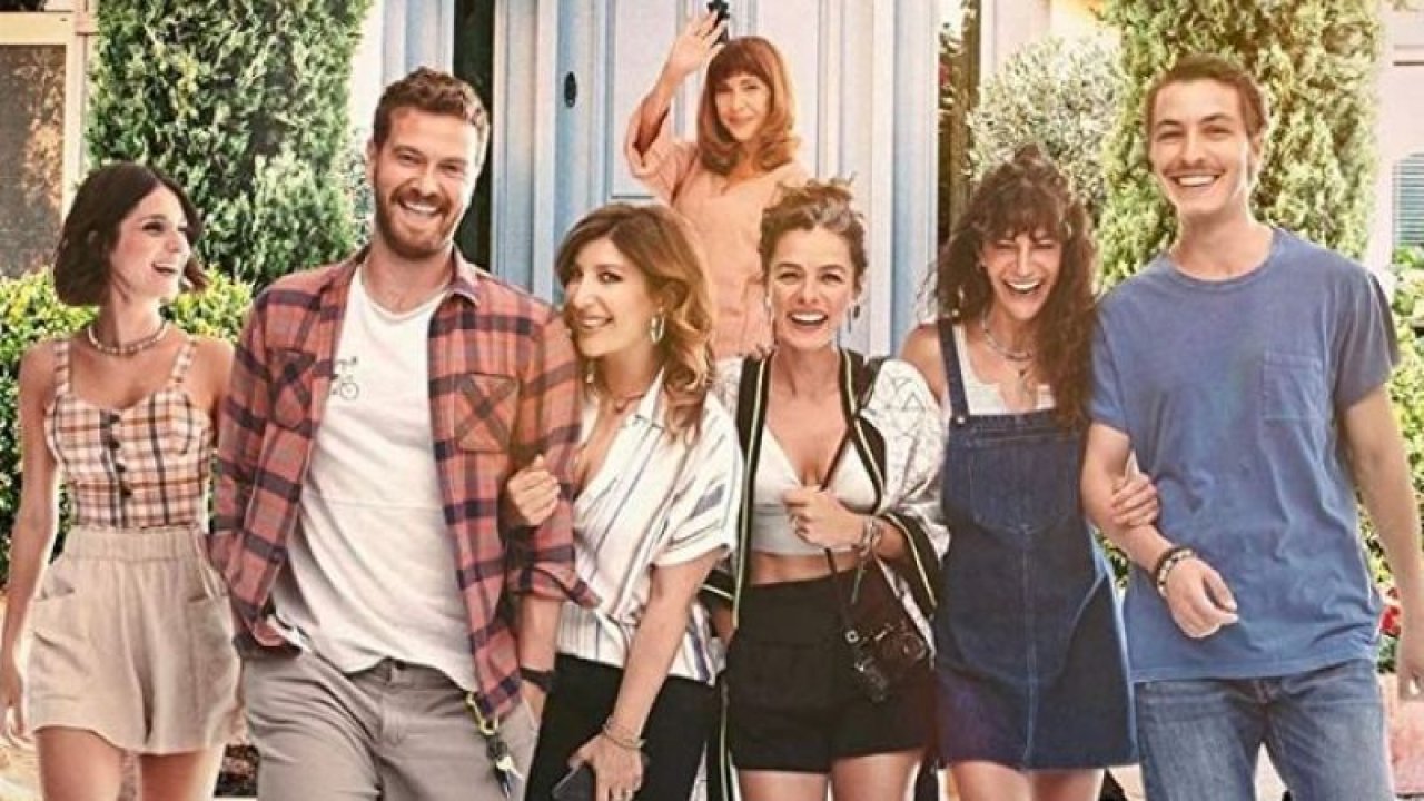 Biz Böyleyiz Filmi Nerede Çekildi? Berrak Tüzünataç Ve Engin Öztürk Filmi Biz Böyleyiz Hangi Tarihte, Ne Zaman Çekildi? Biz Böyleyiz Filmin Konusu Nedir, Oyuncuları Kimlerdir?