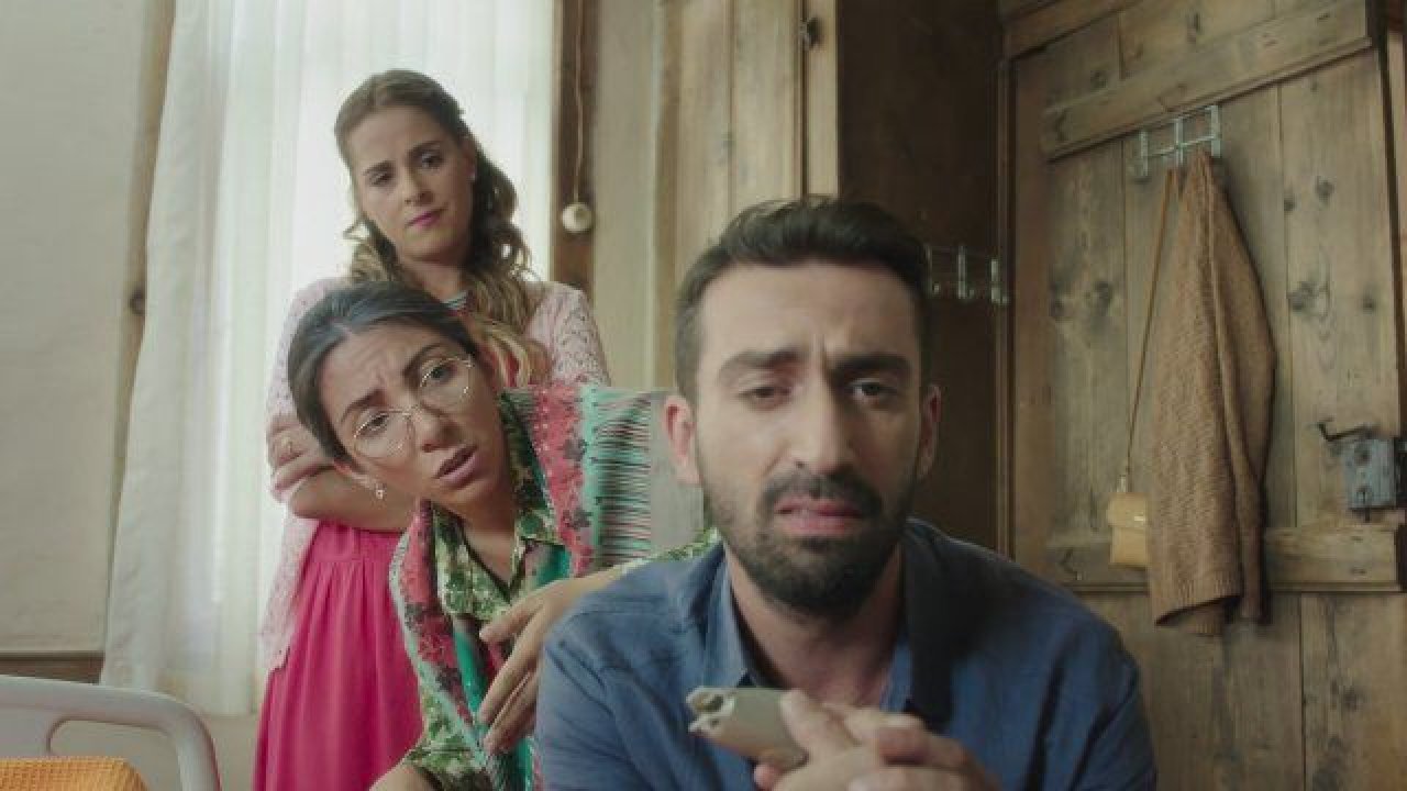 Dedemin Fişi Filmi Nerede Çekildi? Doğa Rutkay, İrem Sak ve Özge Borak Filmi Dedemin Fişi Ne Zaman, Hangi Tarihte Çekildi? Dedemin Fişi Filminin Konusu Nedir, Oyuncuları Kimlerdir?