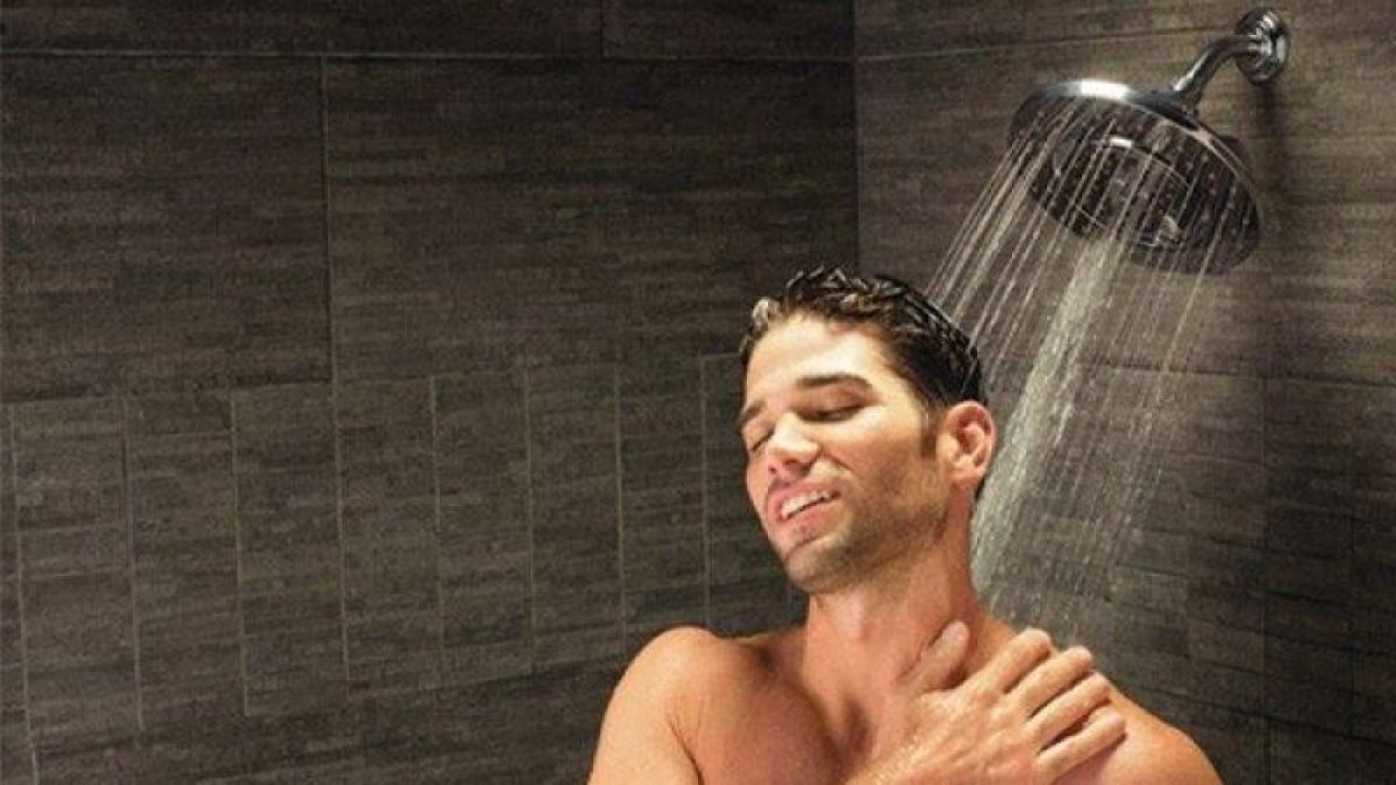 Hangi Sıklıkla Banyo Yapılmalıdır? Peygamberimiz Kaç Günde Bir Banyo Yapardı? Hangi Vakitlerde Banyo Yapılmaz?