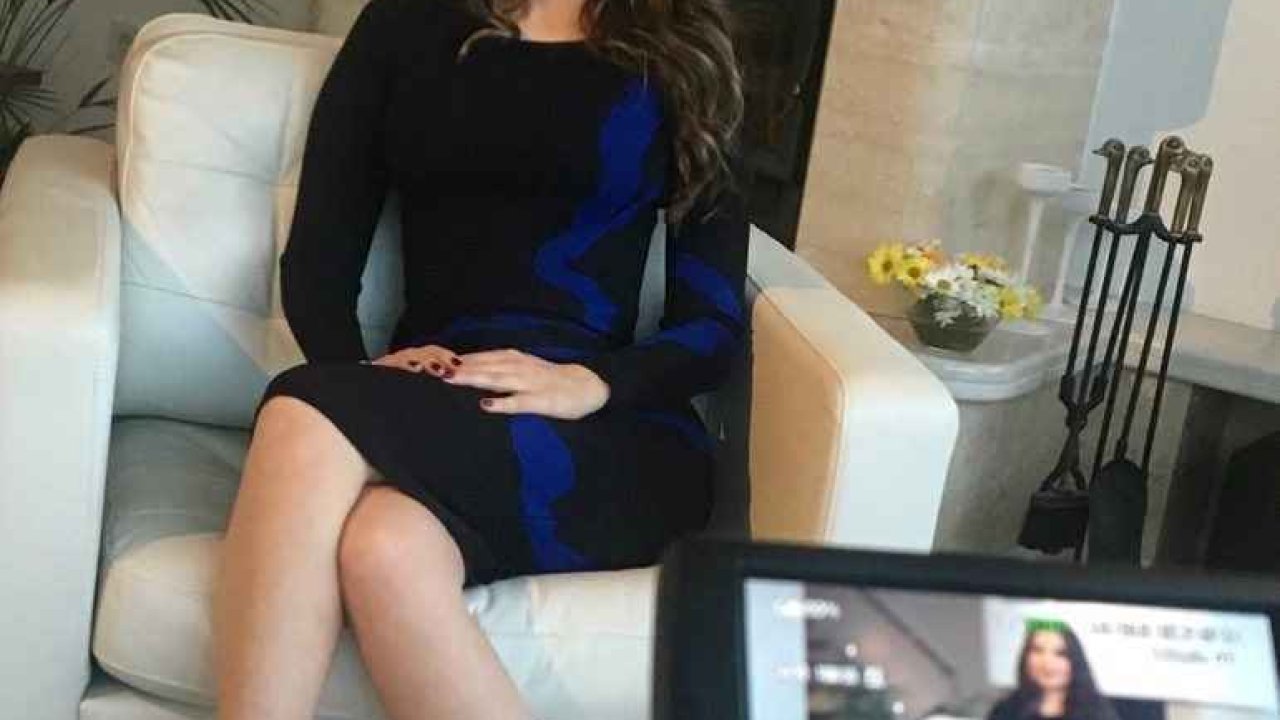 Ünlü Psikolog Esra Ezmeci'nin Eski Halini Görenler Şaştı Kaldı! Psikolog Esra Ezmeci Kaç Yaşında Evli Mi? İşte Estetiksiz O Hali