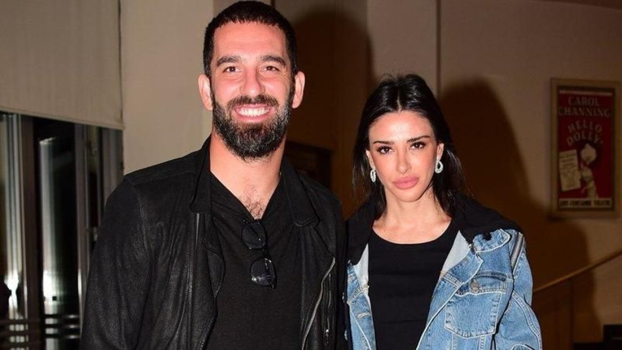 Arda Turan'ın Eşi Aslıhan Doğan Bakın Kaç Yaşındaymış? Gerçeği Duyan İnanamadı! Eşi Arda Turan İle Yaş Farkı Dikkat Çekti