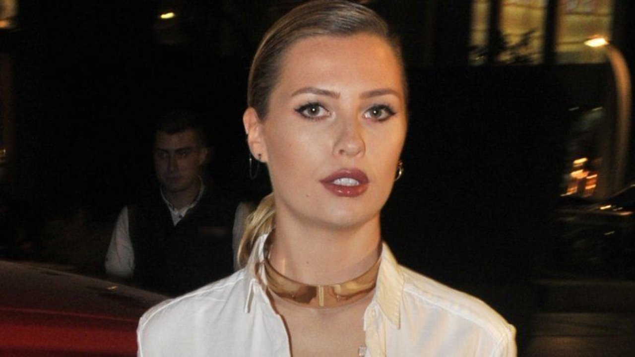 Serdar Ortaç’ın Eski Eşi Chloe Loughnan Bakın Kaç Yaşında! Görenler Şaştı Kaldı! Chloe Loughnan Boyu Ve Kilosu Kaç?
