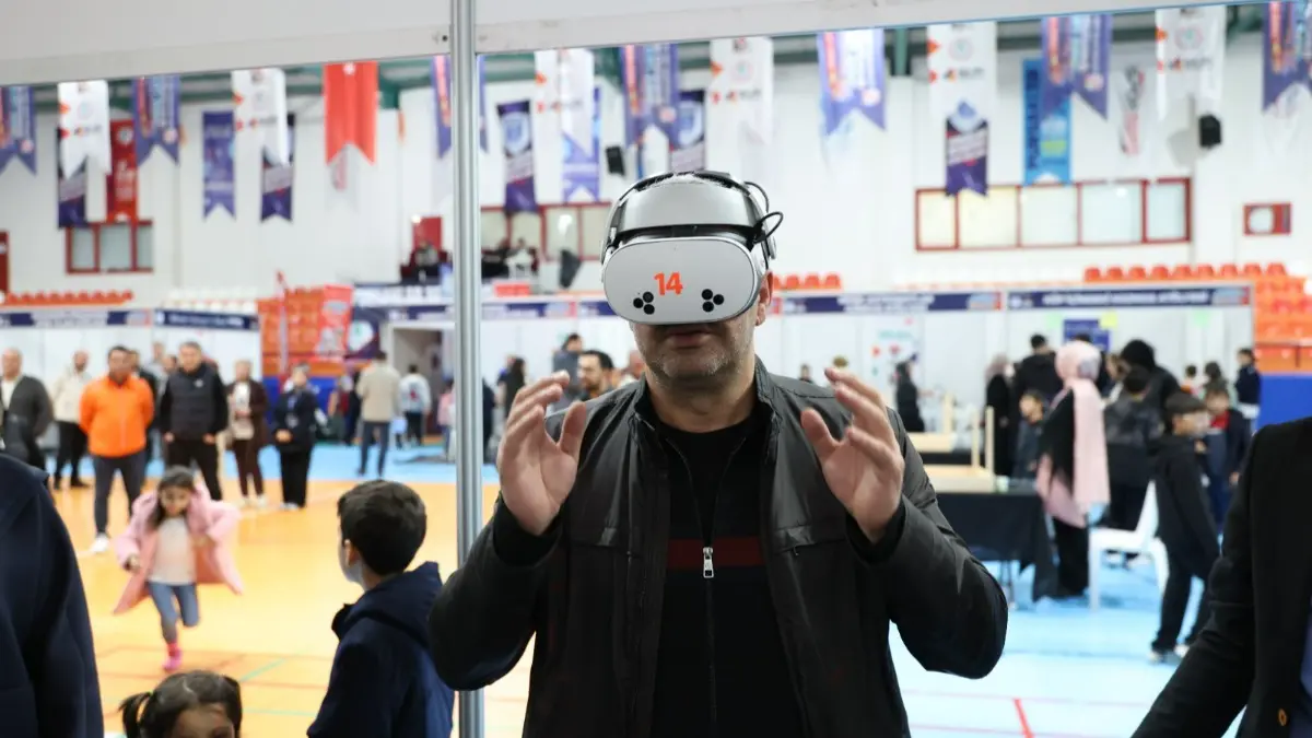 Bilimin Işığı Pursaklar'dan Yükseldi! Ertuğrul Çetin... Çocuklar ve Gençler Büyülendi?