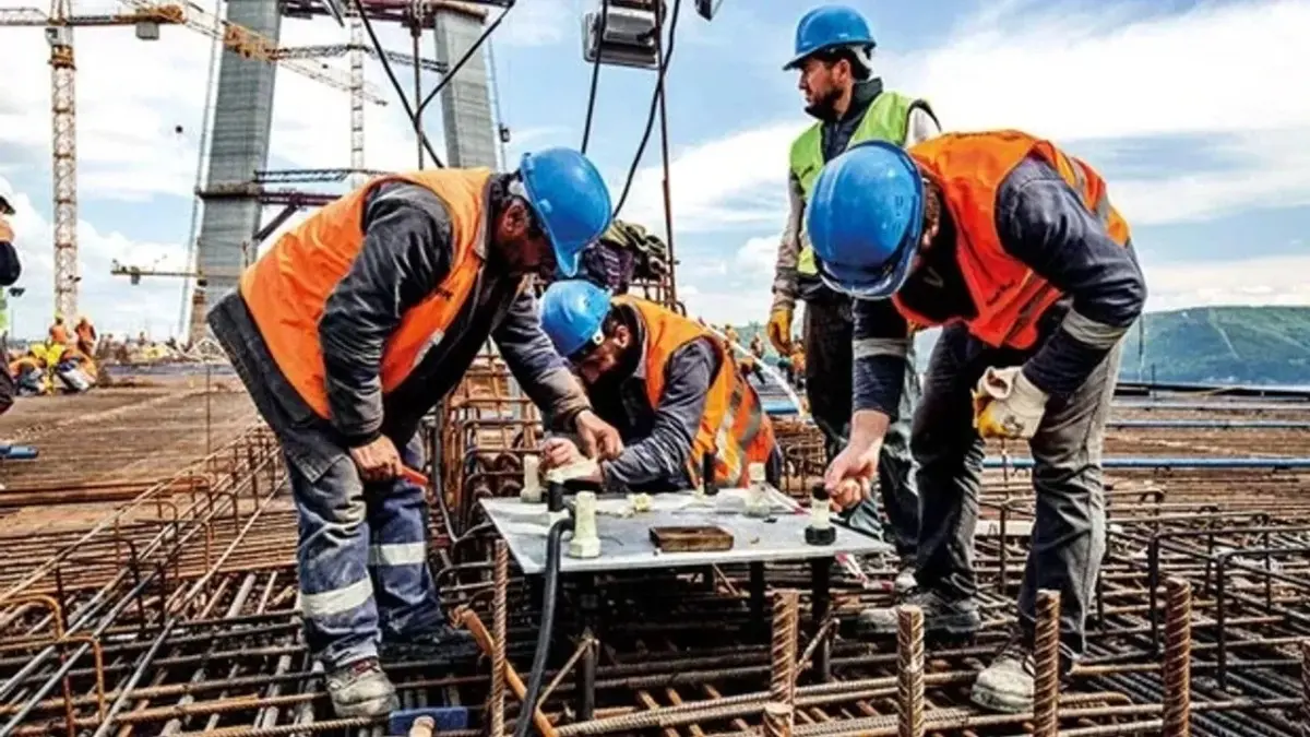 Taşeron İşçilere Kadro Bekleyişi Sürüyor! TBMM'deki Düzenlemenin Perde Arkası
